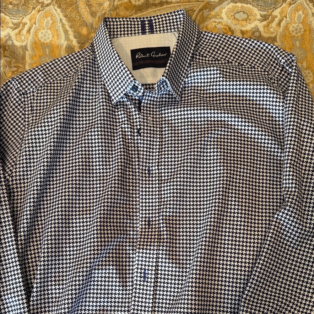 Robert Graham Men's Black and White Checkered Shirt